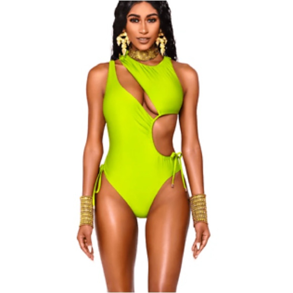 B Fyne - Akuri Cut Out, one piece Swimsuit in Lime Green, Size M . NWOT